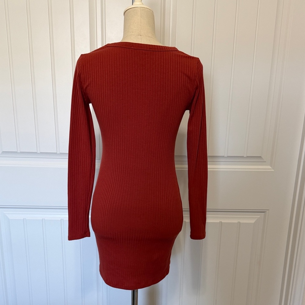 Forever 21 Rust Long Sleeve Dress - Picture 2 of 9